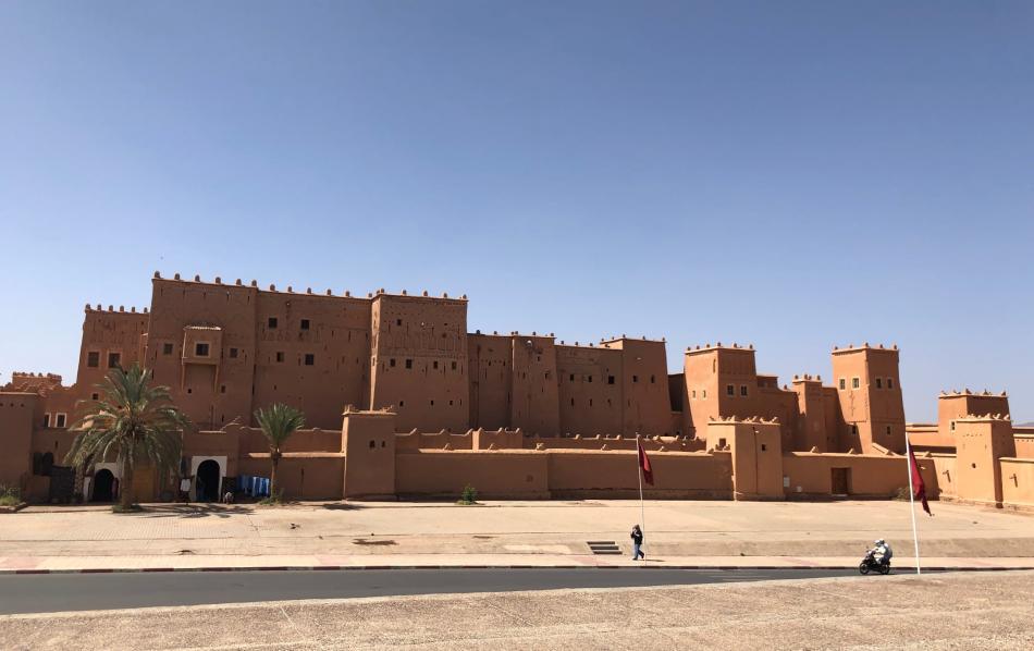 Excursion départ Ouarzazate a coté la Kasbah Taourirt vers Erg Chegaga